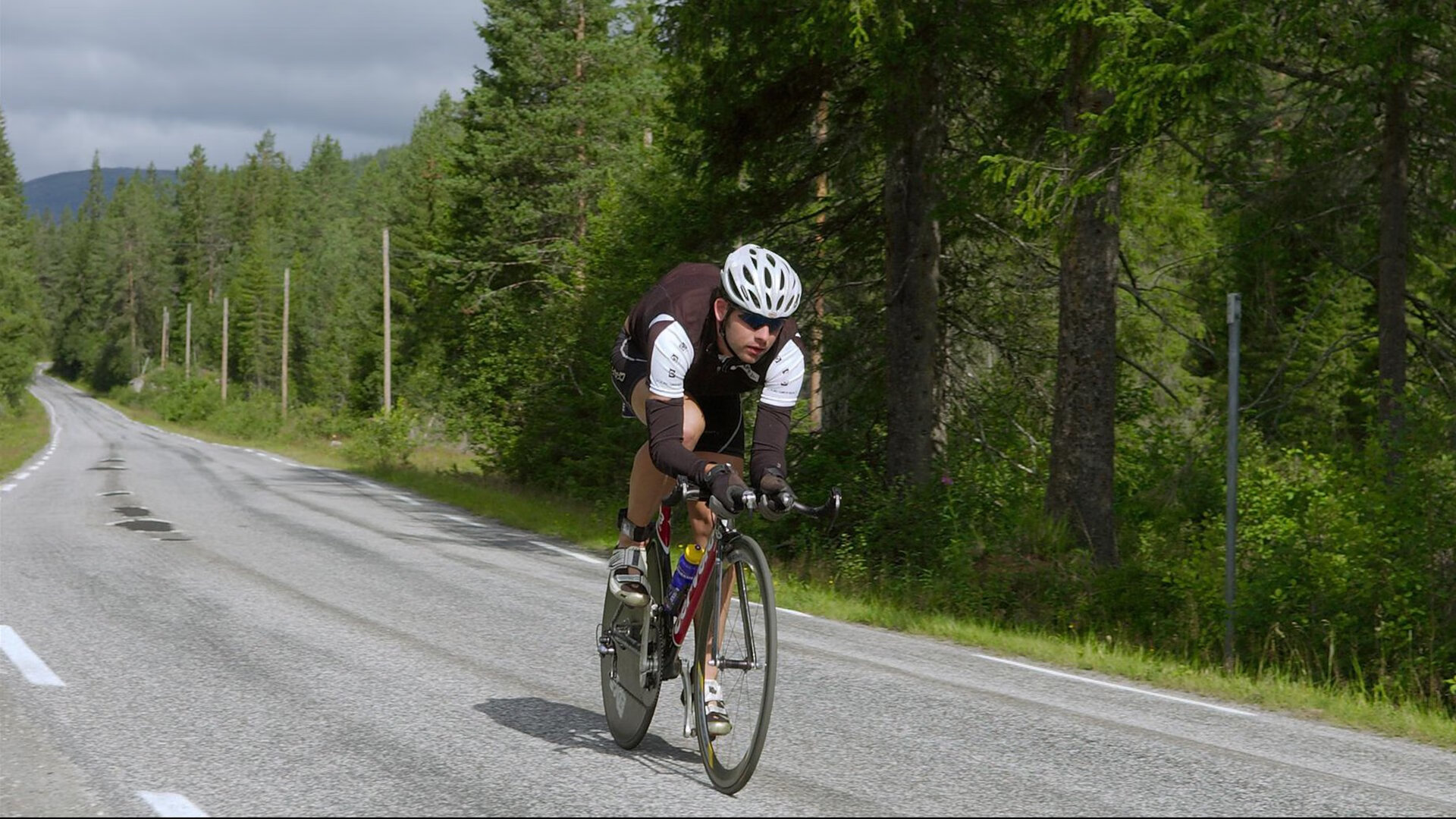 蝶泳新星带动希腊整体水平提升，蝶泳示范视频